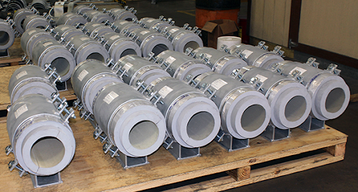 Cryogenic insulated pipe supports